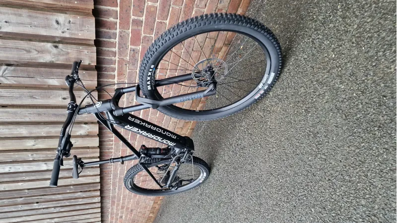 Mondraker Chaser Rent 625Wh Electric Full-Suspension MTB - Black-1